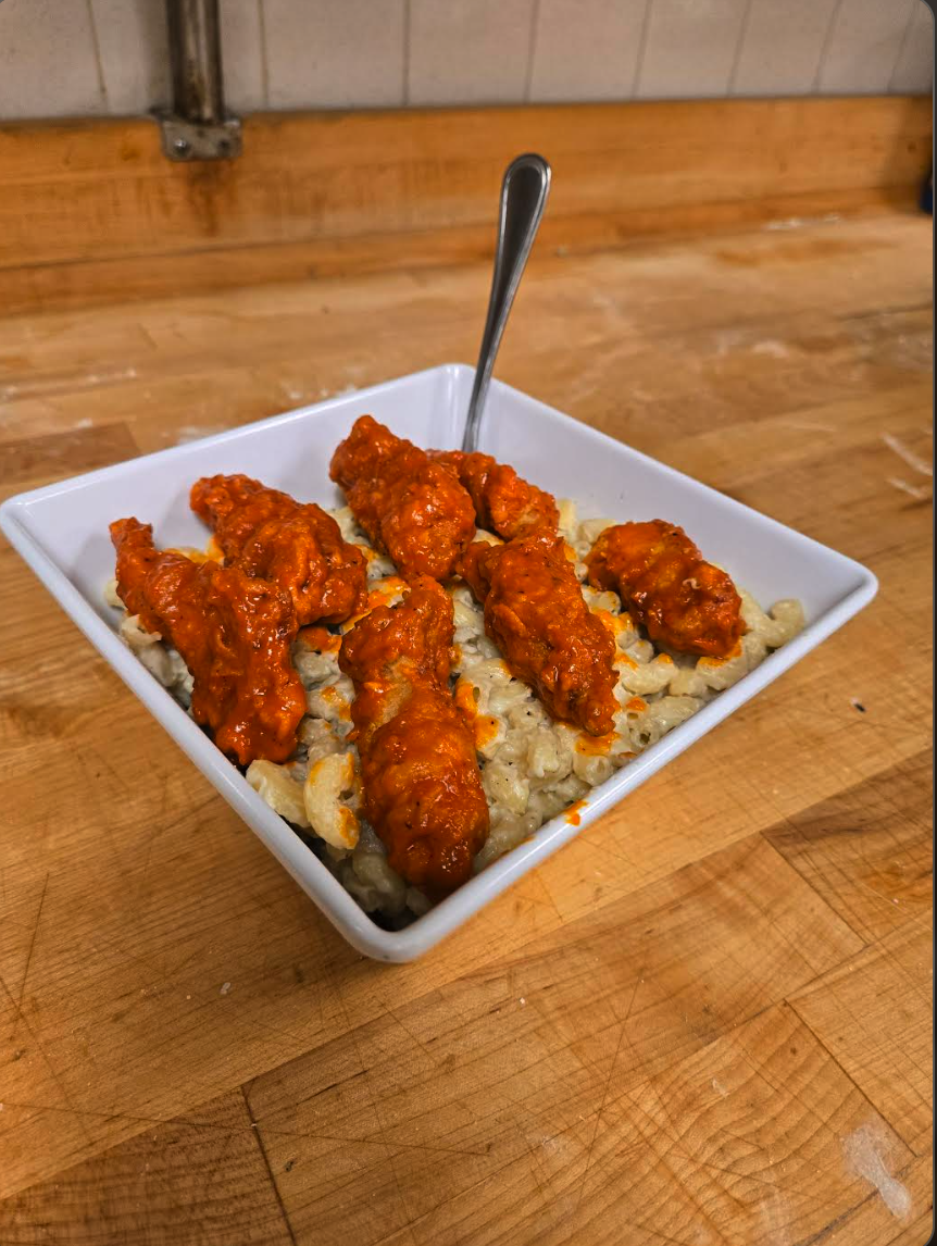Buffalo Chicken Mac and Cheese